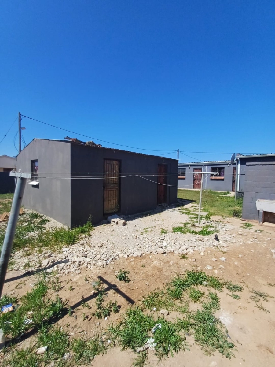 2 Bedroom Property for Sale in Govan Mbeki Eastern Cape